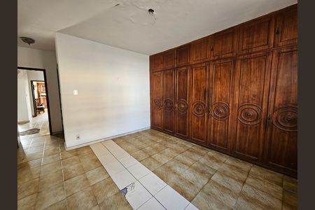 Casa à venda com 504m², 5 quartos e 5 vagas