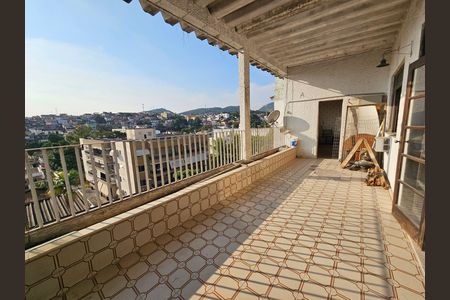 Casa à venda com 504m², 5 quartos e 5 vagas