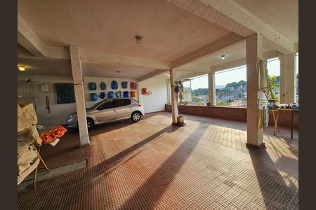 Casa à venda com 504m², 5 quartos e 5 vagas