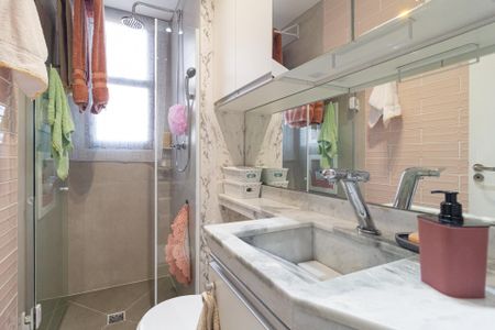 Apartamento à venda com 47m², 2 quartos e 1 vaga Apartamento à venda com 47m², 2 quartos e 1 vagaBanheiro