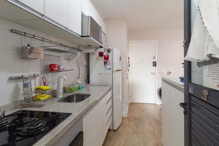 Apartamento à venda com 47m², 2 quartos e 1 vaga Apartamento à venda com 47m², 2 quartos e 1 vagaCozinha e Área de Serviço