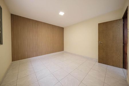 Casa para alugar com 300m², 3 quartos e 2 vagasQuarto 1