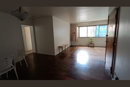 Apartamento à venda com 151m², 4 quartos e 1 vaga