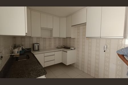 Apartamento à venda com 151m², 4 quartos e 1 vaga