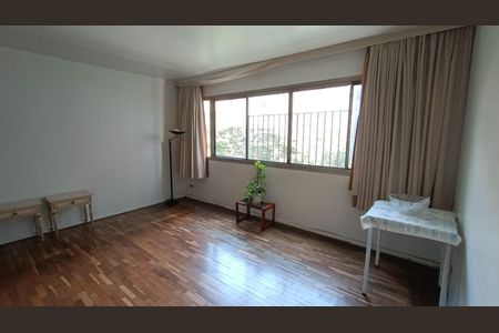 Apartamento à venda com 151m², 4 quartos e 1 vaga