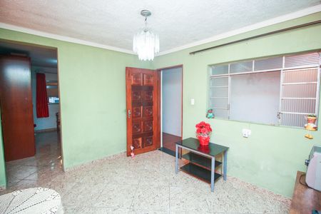 Casa à venda com 108m², 1 quarto e 1 vaga Casa à venda com 108m², 1 quarto e 1 vagaSala