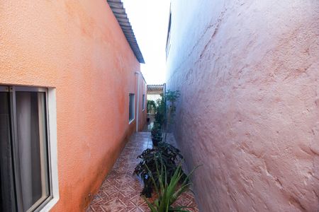 Casa à venda com 108m², 1 quarto e 1 vaga Casa à venda com 108m², 1 quarto e 1 vagaQuintal Lateral