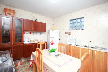 Casa à venda com 108m², 1 quarto e 1 vaga Casa à venda com 108m², 1 quarto e 1 vagaCozinha