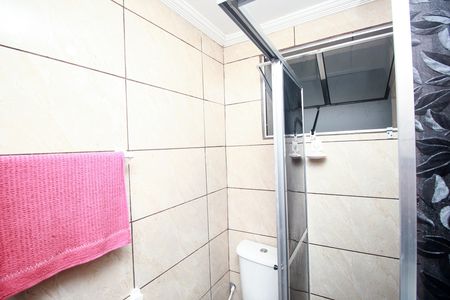 Casa à venda com 108m², 1 quarto e 1 vaga Casa à venda com 108m², 1 quarto e 1 vagaBanheiro