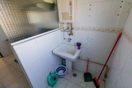 Apartamento à venda com 60m², 3 quartos e 1 vaga Apartamento à venda com 60m², 3 quartos e 1 vagaÁrea de Serviço