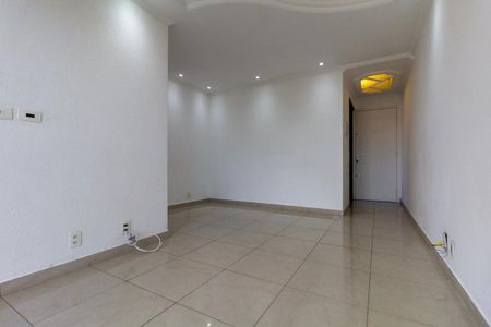 Apartamento à venda com 60m², 3 quartos e 1 vaga Apartamento à venda com 60m², 3 quartos e 1 vagaSala