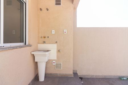 Apartamento à venda com 95m², 2 quartos e 1 vaga Apartamento à venda com 95m², 2 quartos e 1 vagaLavanderia