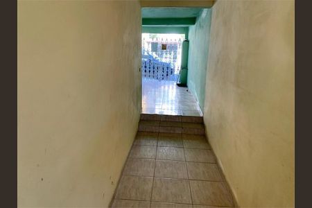 Casa à venda com 3 quartos, 190m² em Jardim Marek, Santo André