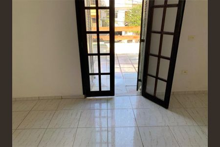 Casa à venda com 3 quartos, 190m² em Jardim Marek, Santo André
