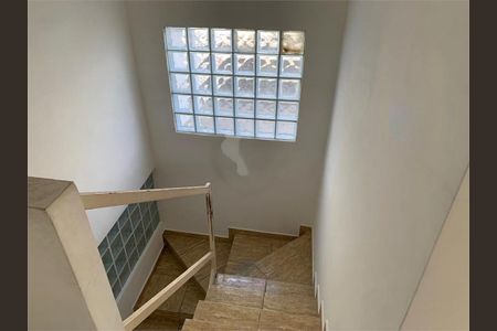 Casa à venda com 3 quartos, 190m² em Jardim Marek, Santo André