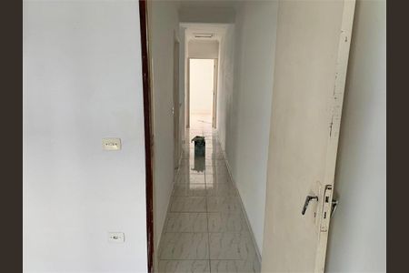 Casa à venda com 3 quartos, 190m² em Jardim Marek, Santo André