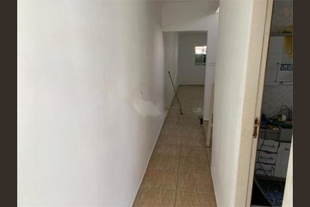 Casa à venda com 3 quartos, 190m² em Jardim Marek, Santo André