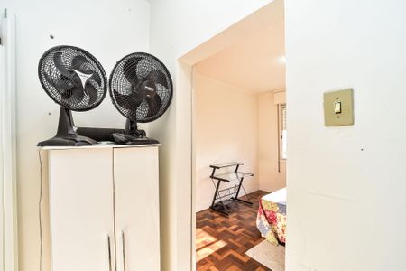 Apartamento à venda com 65m², 2 quartos e sem vaga Apartamento à venda com 65m², 2 quartos e sem vagaCloset do Quarto 2