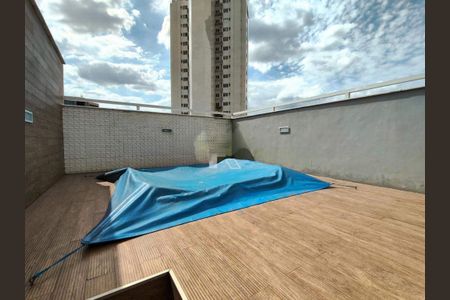 Apartamento à venda com 150m², 2 quartos e 3 vagas