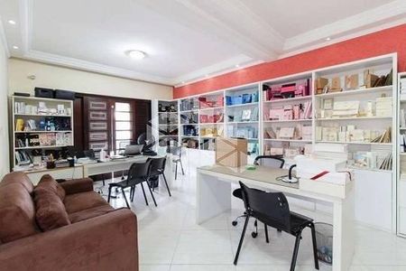 Casa à venda com 3 quartos, 203m² em Vila Antonina, São Paulo
