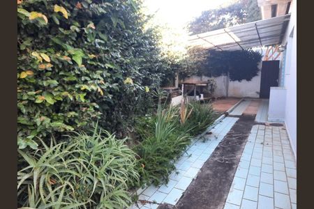 Casa à venda com 195m², 3 quartos e 5 vagas Casa à venda com 195m², 3 quartos e 5 vagasFoto 12