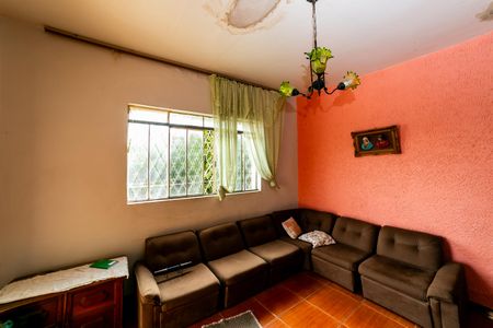 Sala de casa à venda com 5 quartos, 189m² em Santa Efigênia, Belo Horizonte