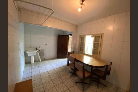 Casa à venda com 4 quartos, 143m² em Vila Sao Pedro, São Paulo