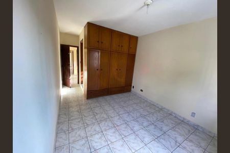 Casa à venda com 4 quartos, 143m² em Vila Sao Pedro, São Paulo
