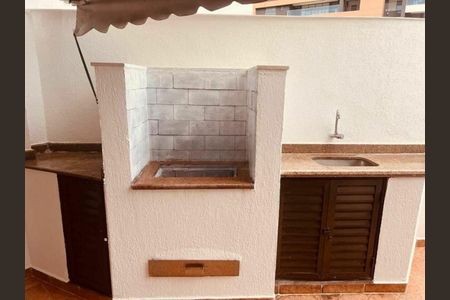 Apartamento para alugar com 260m², 3 quartos e 3 vagas