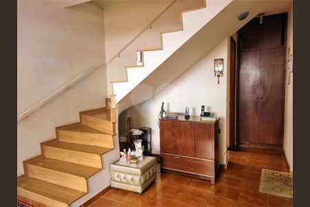 Casa de Condomínio à venda com 3 quartos, 214m² em Vila Sao Paulo, São Paulo