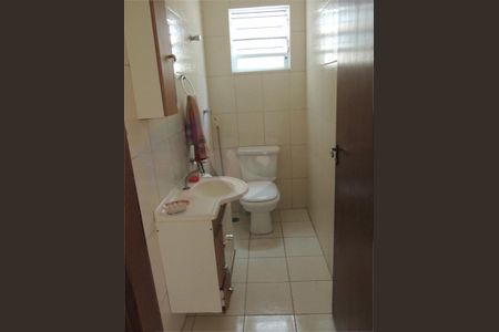 Casa à venda com 240m², 4 quartos e 2 vagas