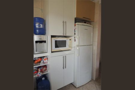 Casa à venda com 240m², 4 quartos e 2 vagas