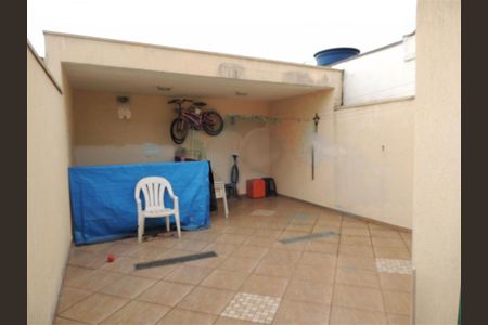 Casa à venda com 240m², 4 quartos e 2 vagas