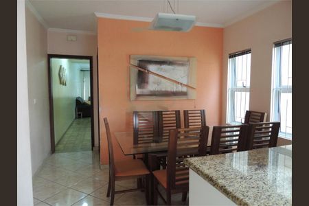 Casa à venda com 4 quartos, 240m² em Vila Metalúrgica, Santo André