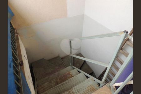 Casa à venda com 240m², 4 quartos e 2 vagas