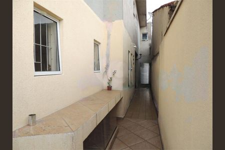 Casa à venda com 240m², 4 quartos e 2 vagas