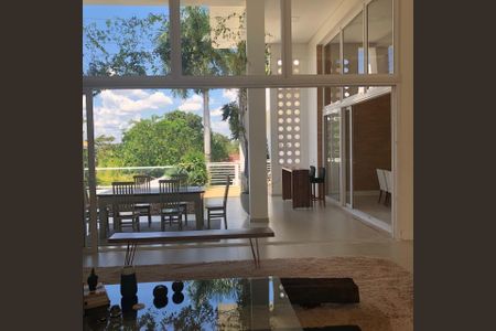 Casa de condomínio à venda com 600m², 5 quartos e 6 vagas