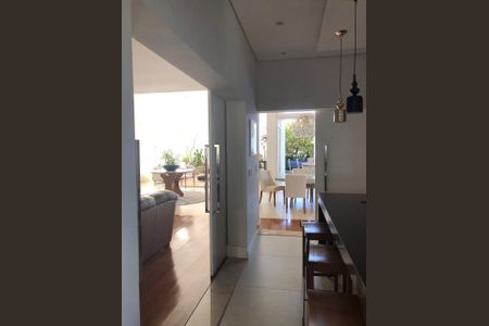 Casa de condomínio à venda com 600m², 5 quartos e 6 vagas