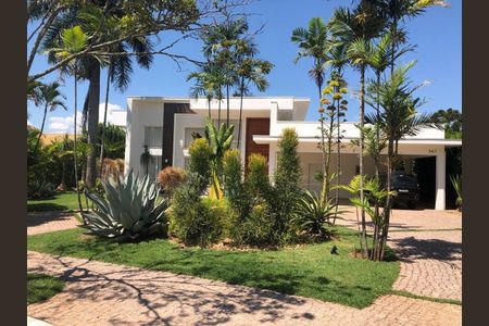 Casa de condomínio à venda com 600m², 5 quartos e 6 vagas