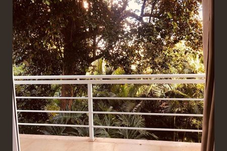 Casa de condomínio à venda com 600m², 5 quartos e 6 vagas