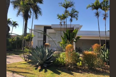 Casa de condomínio à venda com 600m², 5 quartos e 6 vagas
