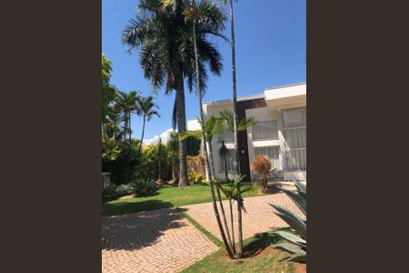 Casa de condomínio à venda com 600m², 5 quartos e 6 vagas