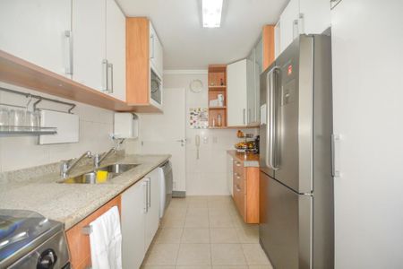 Apartamento à venda com 200m², 6 quartos e 3 vagas