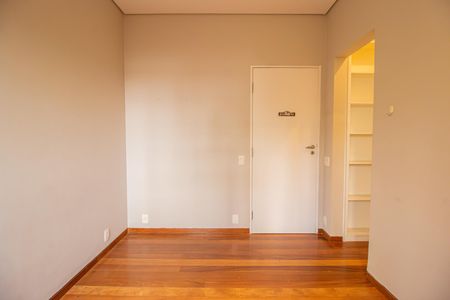 Apartamento à venda com 350m², 8 quartos e 5 vagas