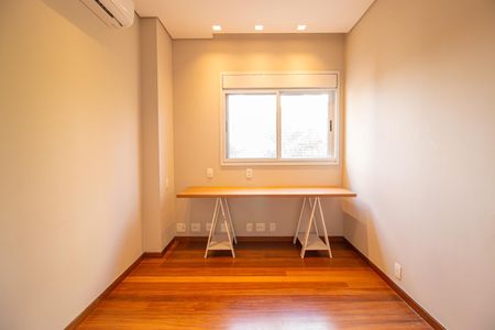 Apartamento à venda com 350m², 8 quartos e 5 vagas