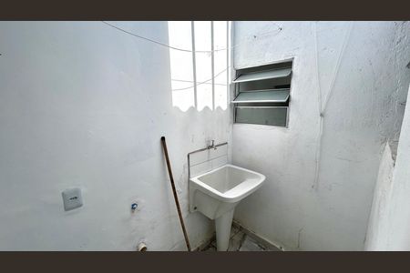Casa para alugar com 40m², 1 quarto e sem vaga Casa para alugar com 40m², 1 quarto e sem vagaÁrea de Serviço