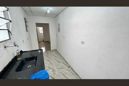 Casa para alugar com 40m², 1 quarto e sem vaga Casa para alugar com 40m², 1 quarto e sem vagaCozinha