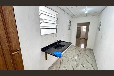 Casa para alugar com 40m², 1 quarto e sem vaga Casa para alugar com 40m², 1 quarto e sem vagaCozinha
