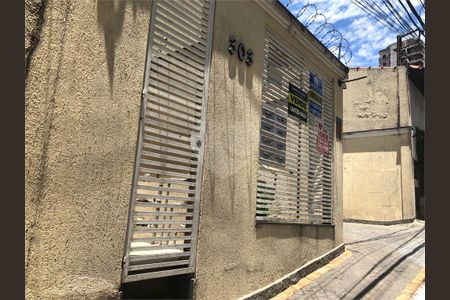Casa à venda com 128m², 3 quartos e 2 vagas