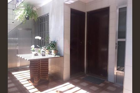 Casa à venda com 234m², 3 quartos e 4 vagas
